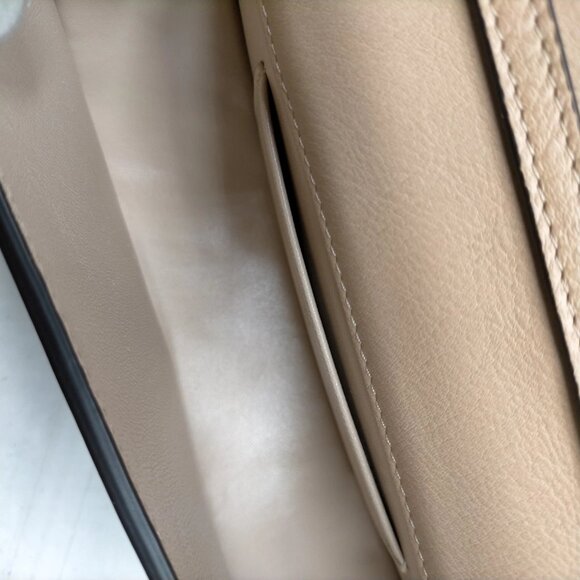 Authentic Chloe Beige Leather Hand Bag mon689-110525 - Picture 12 of 16